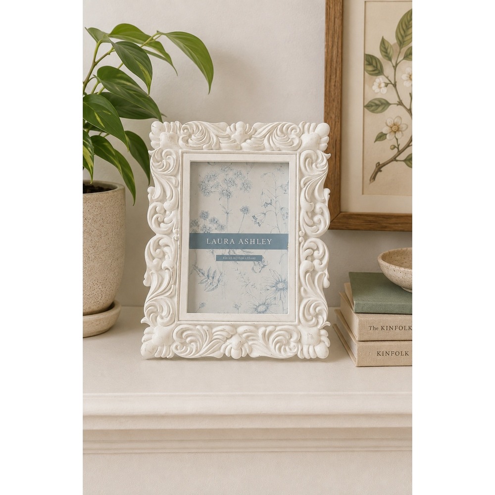 Laura Ashley White Gilded Picture Frame Shabby Chic Cottagecore 4x6 Photo Frame